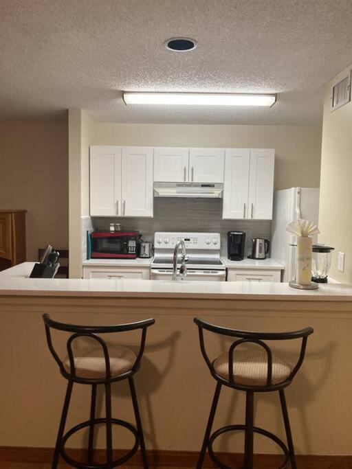 Lakeview Condo In Gated Community Тампа Экстерьер фото